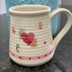 Papel brand heart theme mug